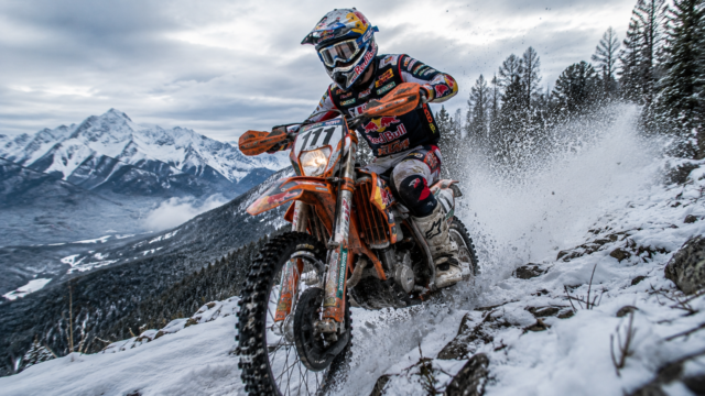 Snow Motocross Mountain Ride 4K Sports Desktop Wallpaper 3840x2160 - Free Download