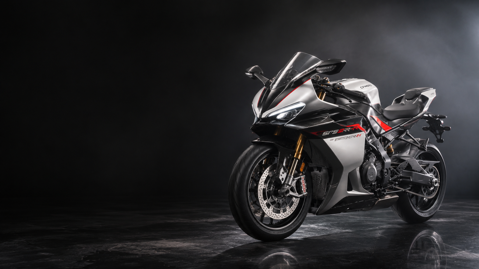 CFMoto 675SR-R Sportbike 4K Studio Wallpaper for Desktop - pixora4k.com